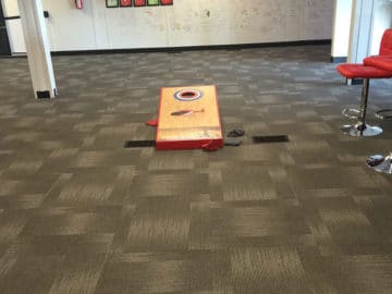 Indoor cornhole